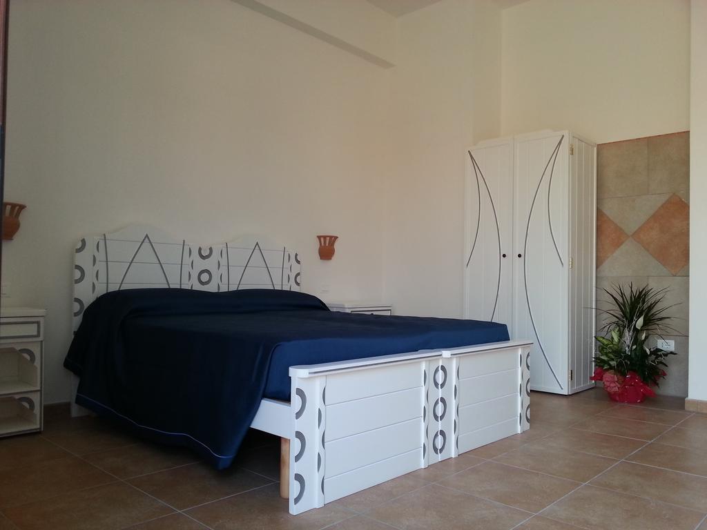 Agriturismo Tenuta Don Giovanni Melendugno Ruang foto