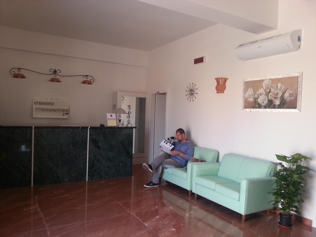 Agriturismo Tenuta Don Giovanni Melendugno Bagian luar foto