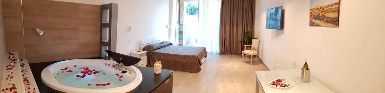 Agriturismo Tenuta Don Giovanni Melendugno Bagian luar foto