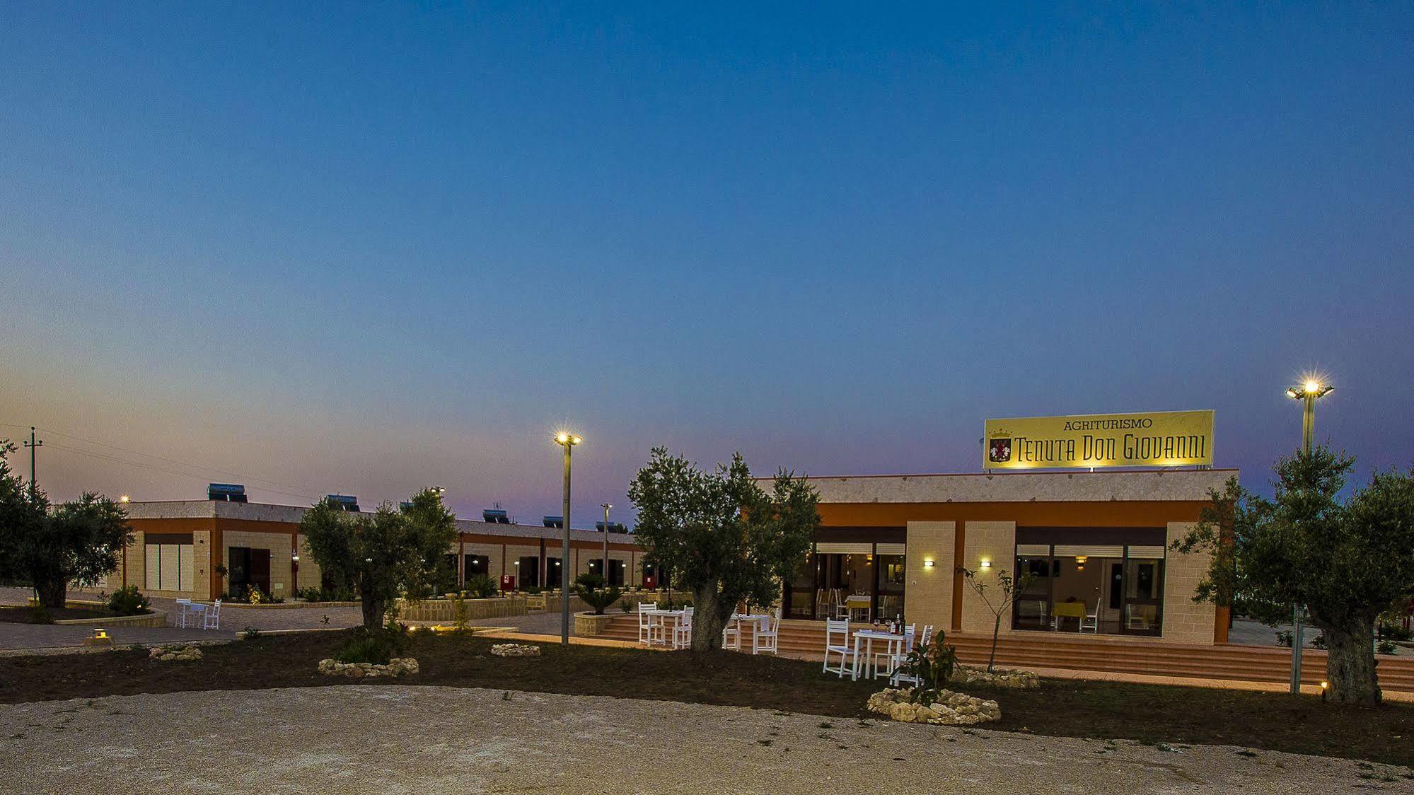 Agriturismo Tenuta Don Giovanni Melendugno Bagian luar foto
